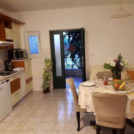 Mirjana Apartman Vodice Exterior foto